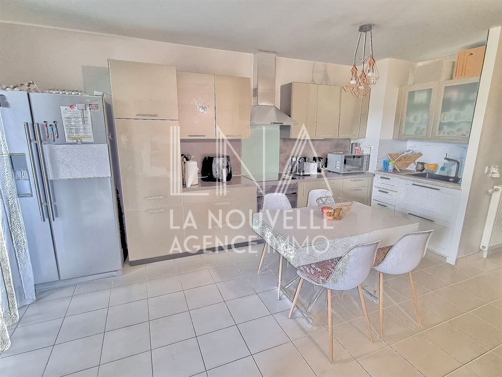 appartement 4 Pièces en vente sur ROMAINVILLE (93230)