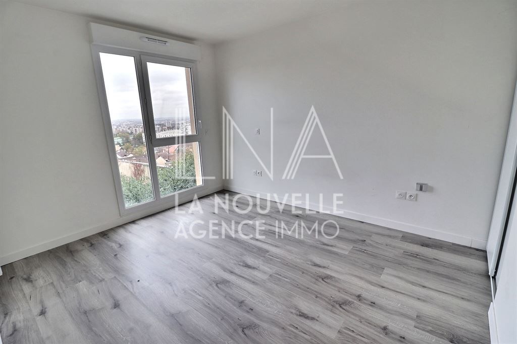 appartement 2 Pièces en vente sur NOISY LE SEC (93130)