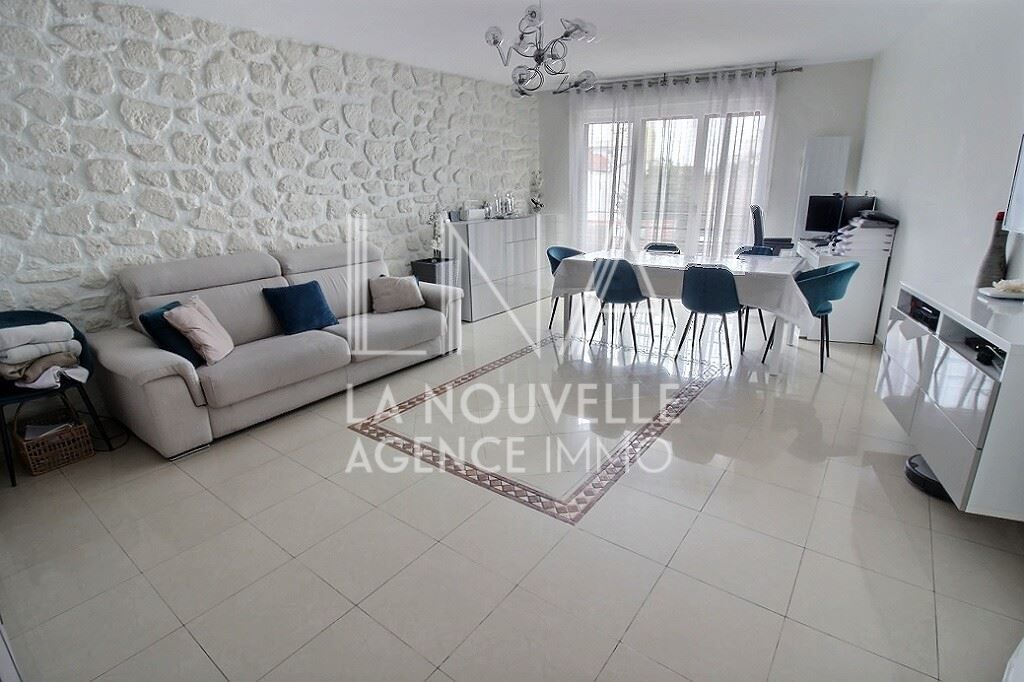 appartement 4 Pièces en vente sur LES LILAS (93260)