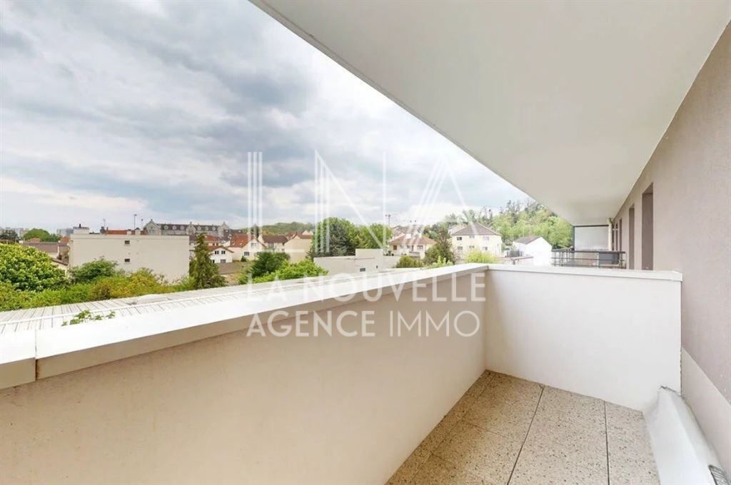 appartement 4 Pièces en vente sur NOISY LE SEC (93130)